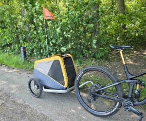 kleine Radtour mit Hund