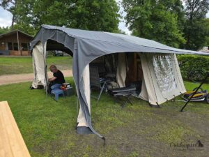 Aufbau unseres Zeltanhängers Campooz Lazy Jack